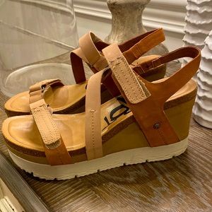OTBT leather strap platform wedges